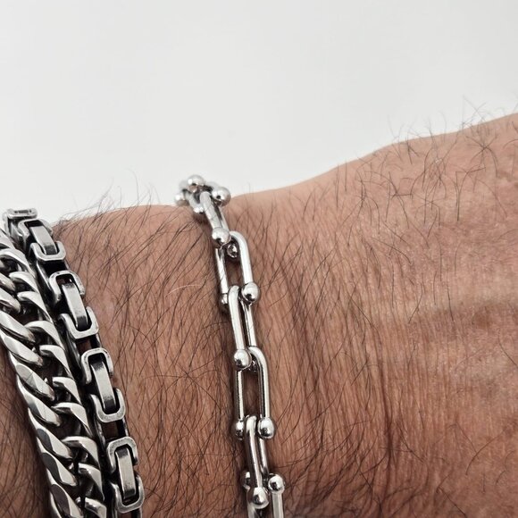 Silver Stainless Steel Bracelet - Stylish Silver Bracelet - Picture 4 of 7